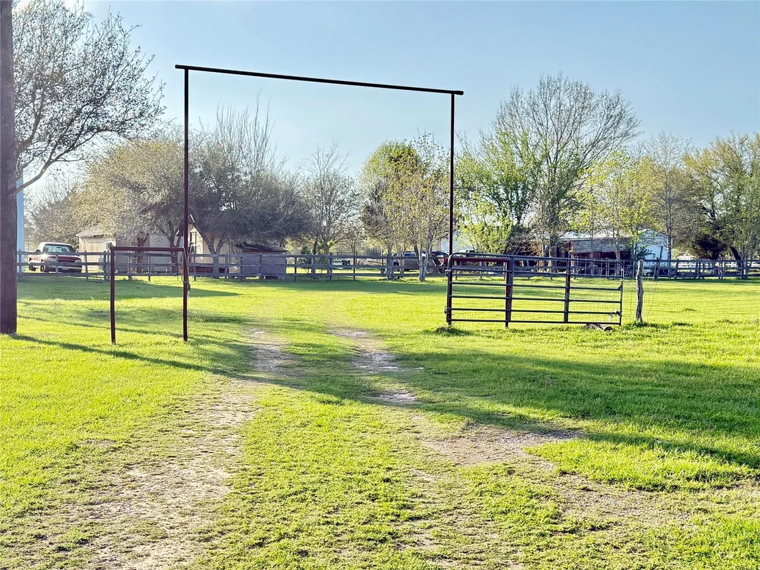 Photo of 29921 Waller Spring Creek Road