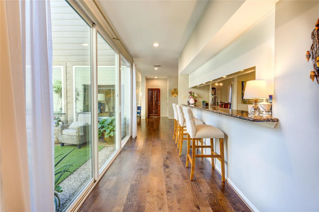 Photo of 1843 Round Lake Drive