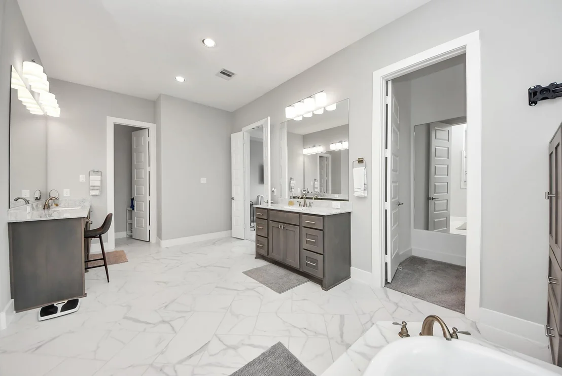 Photo of 6535 Woodleaf Lake Loop