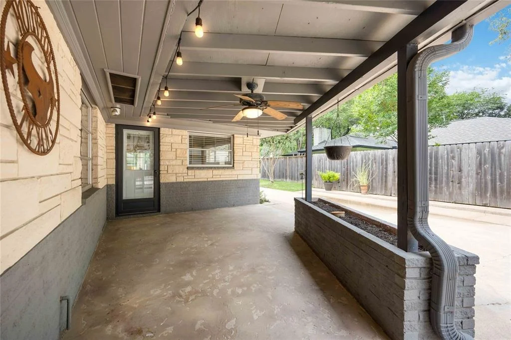 Photo of 631 Azaleadell Drive