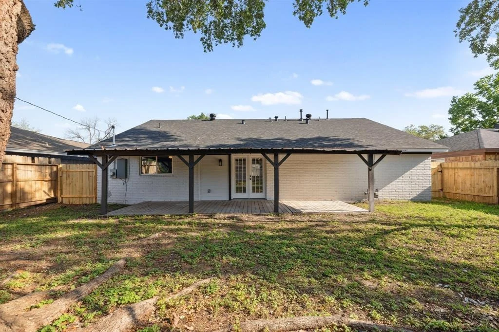 Photo of 138 County Fair Drive