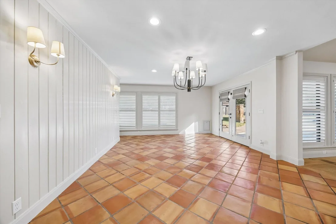 Photo of 211 Rolling Hill Drive
