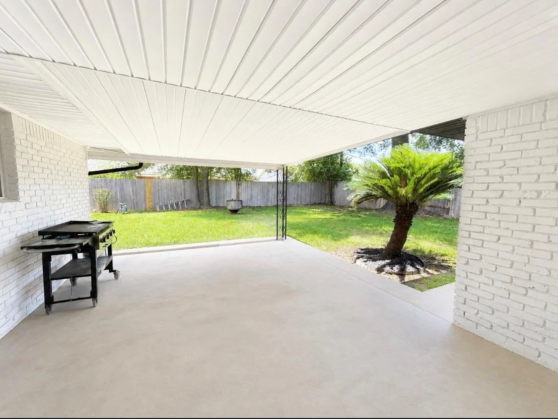 Photo of 1604 Leneva Lane