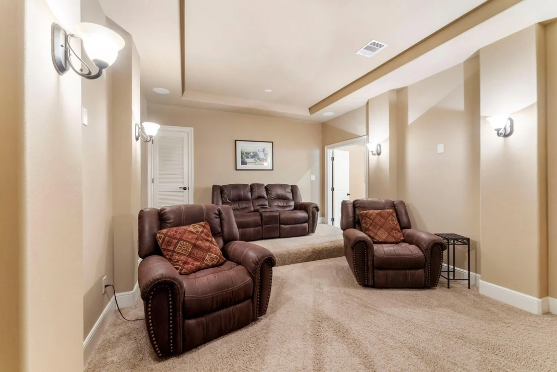 Photo of 141 Evergreen Oak Drive