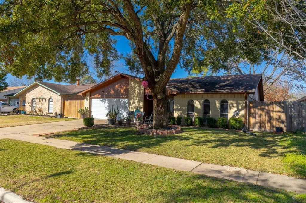 Photo of 16802 Glamis Lane