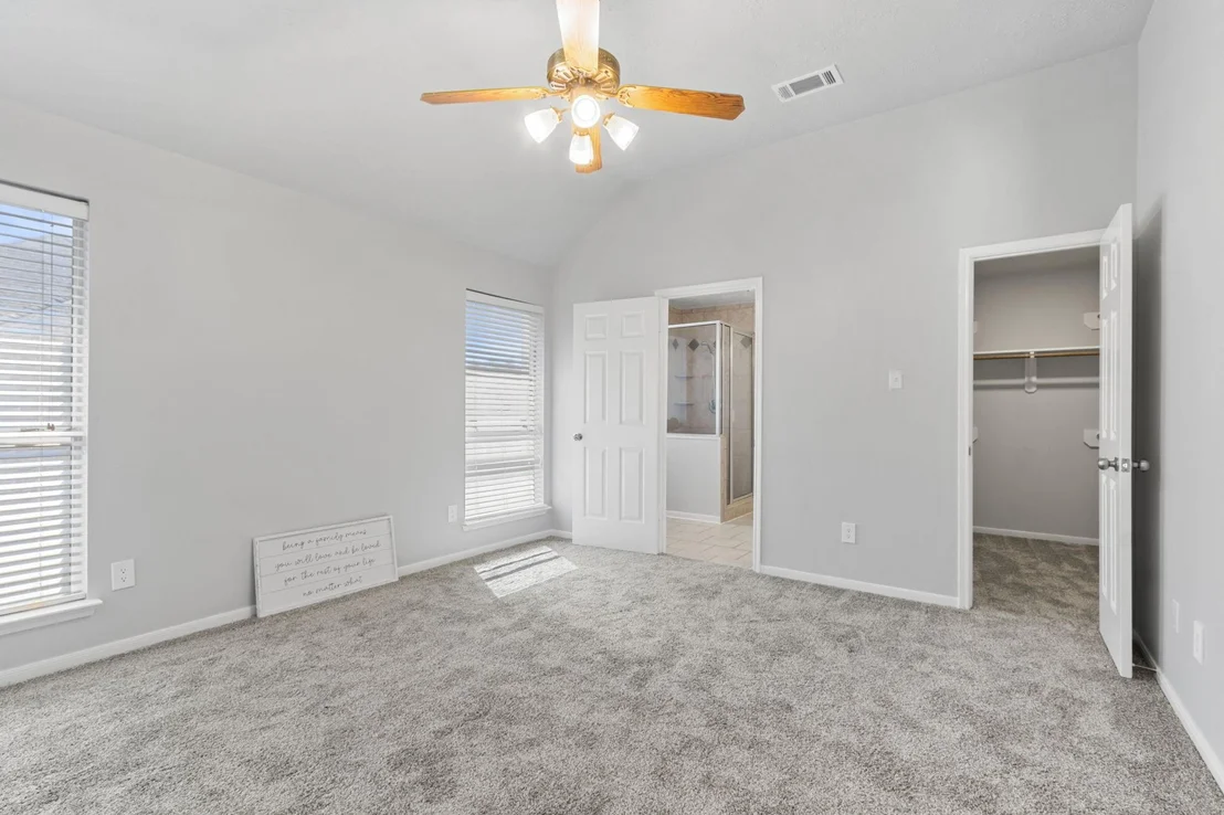 Photo of 21323 Deerhaven Drive