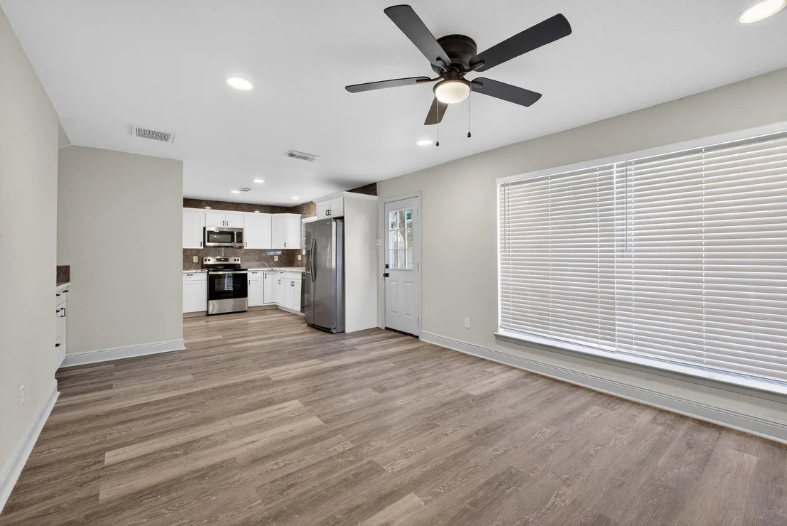 Photo of 4431 Enchantedgate Drive