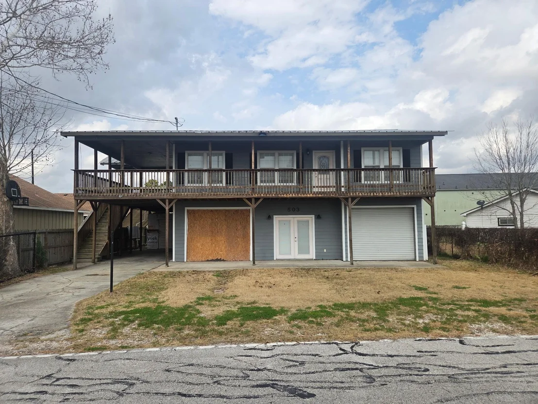 Photo of 503 Pine Lane