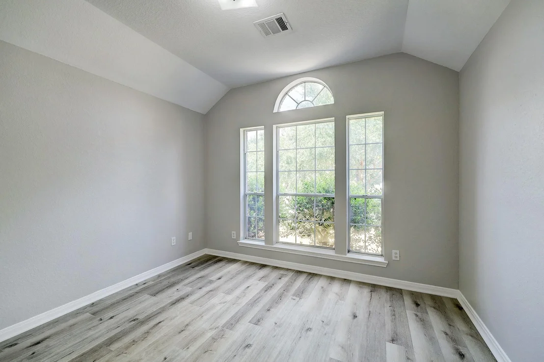 Photo of 24031 Holleygate Court