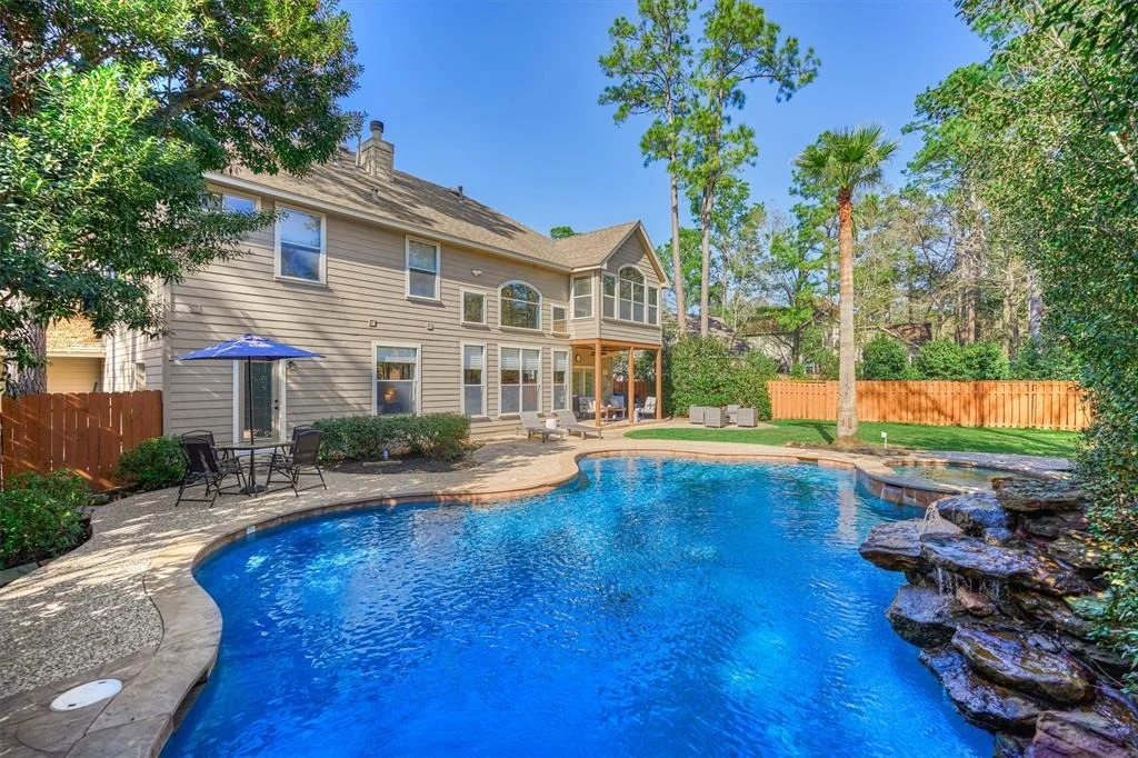 Photo of 86 S Clovergate Circle