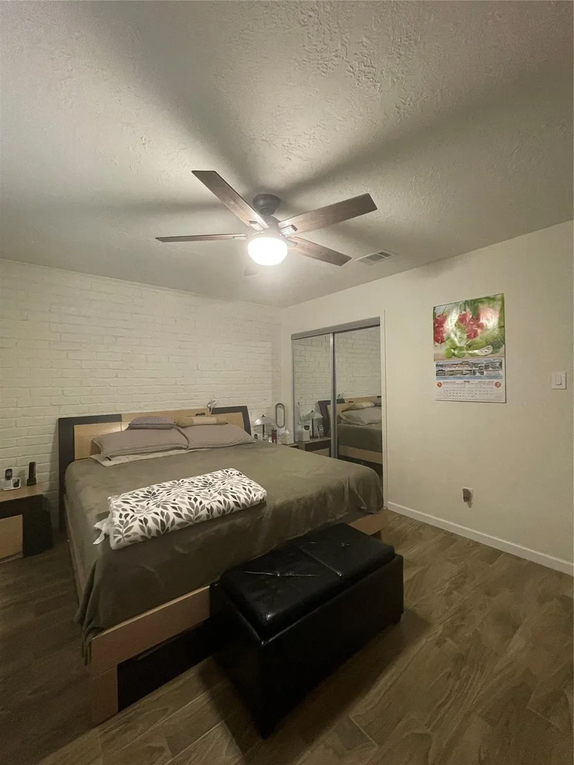 Photo of 12133 Sharpview Drive