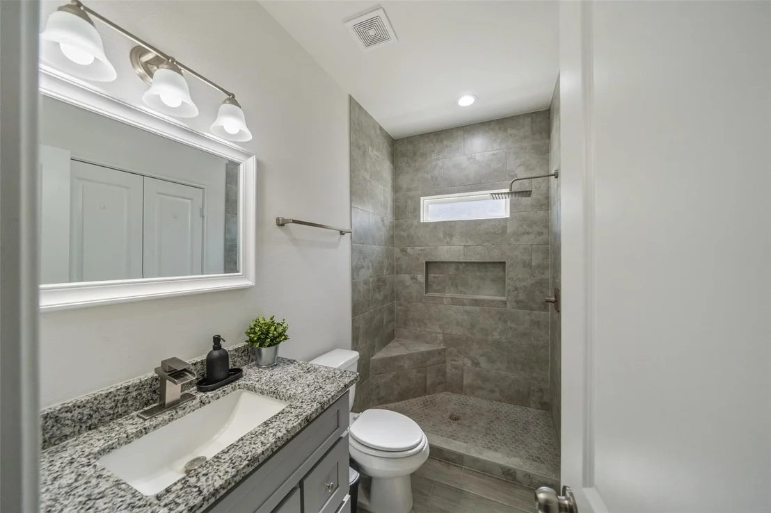 Photo of 14990 Indian Hill Trail