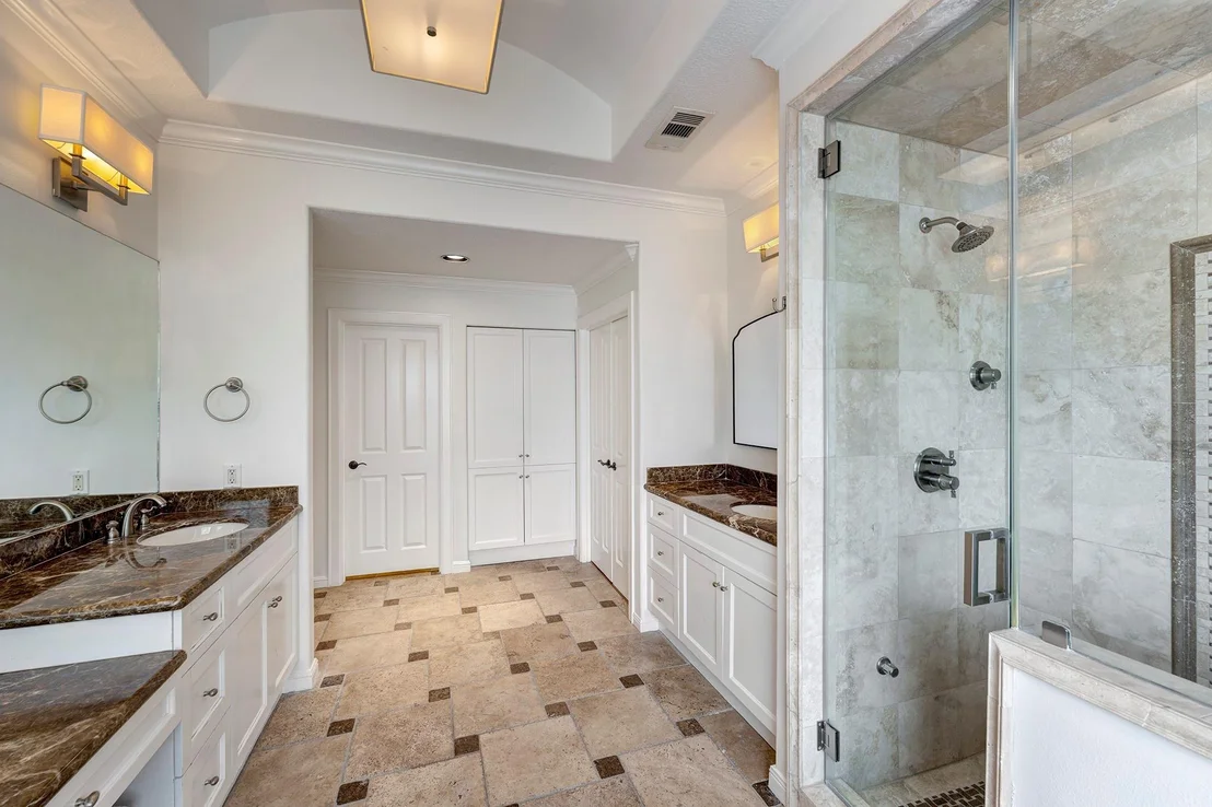 Photo of 4248 Sunset Boulevard