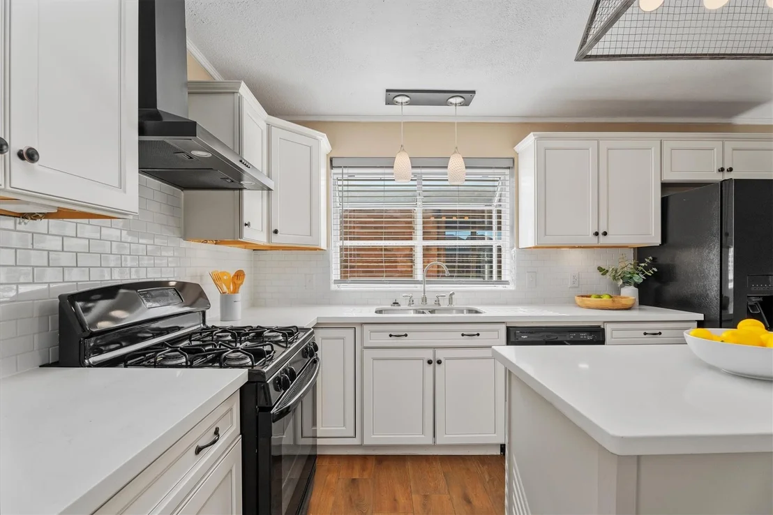 Photo of 17203 Kettle Creek Drive