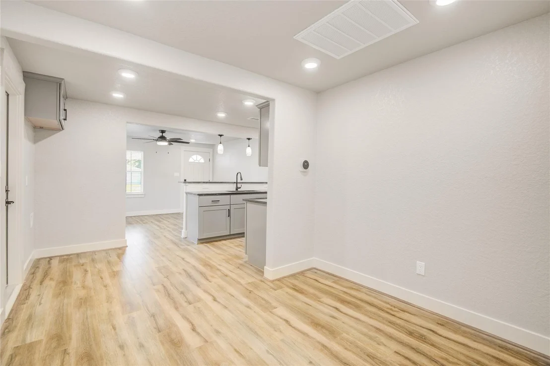 Photo of 214 2nd Street