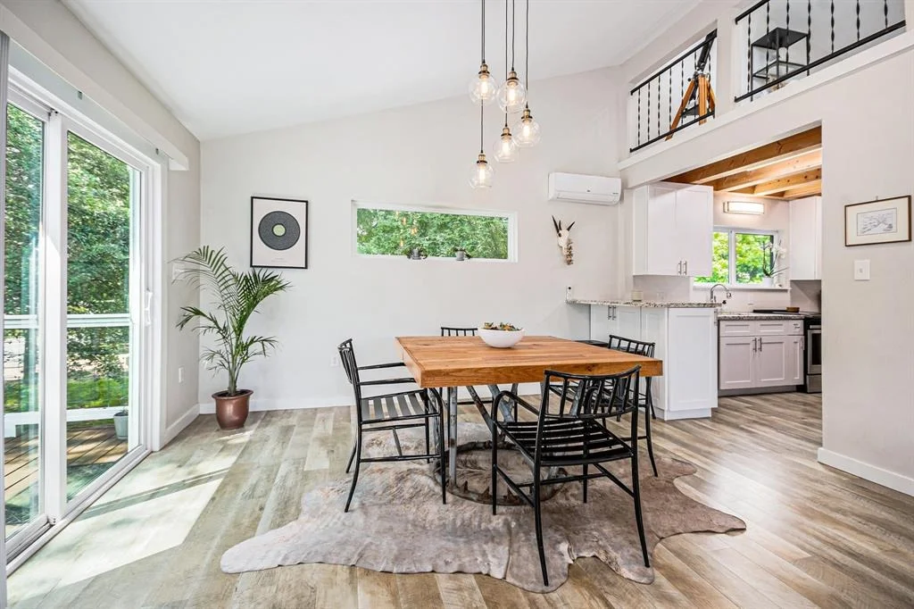Photo of 817 Bryan Avenue