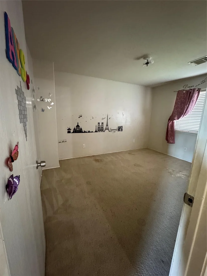 Photo of 1011 Lancaster Lake Drive