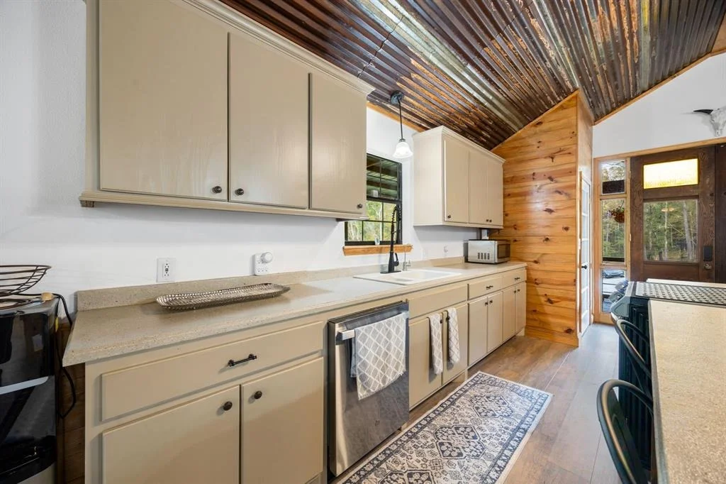 Photo of 451 Spring Ridge Road