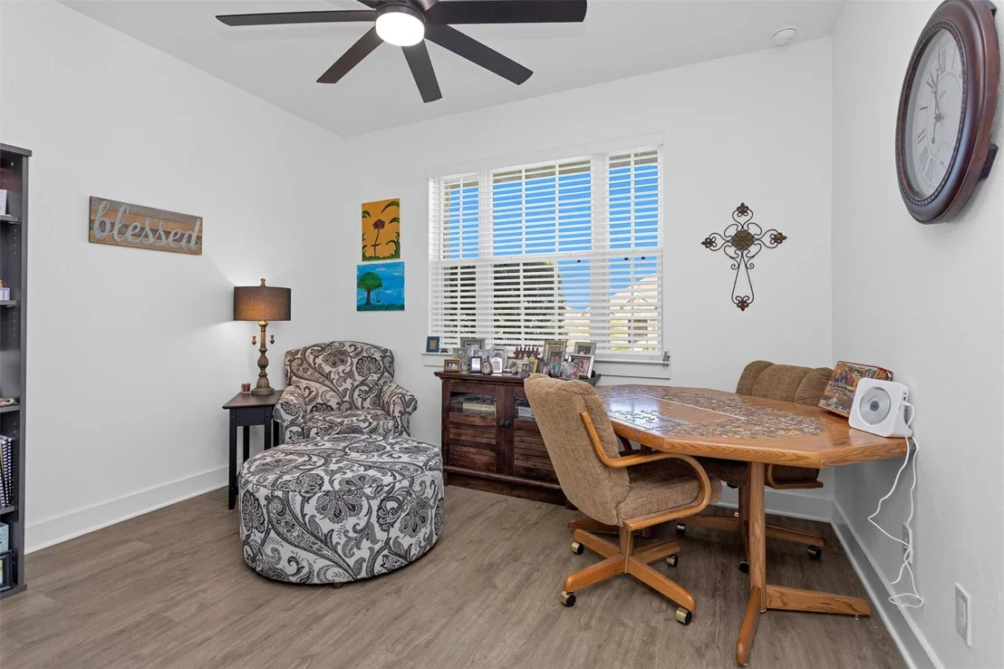 Photo of 954 Golden Willow Lane
