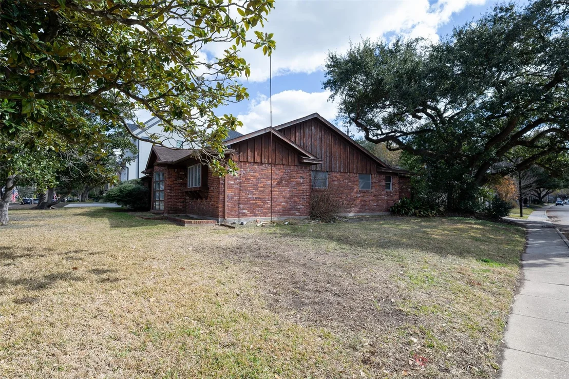 Photo of 3647 Aberdeen Way