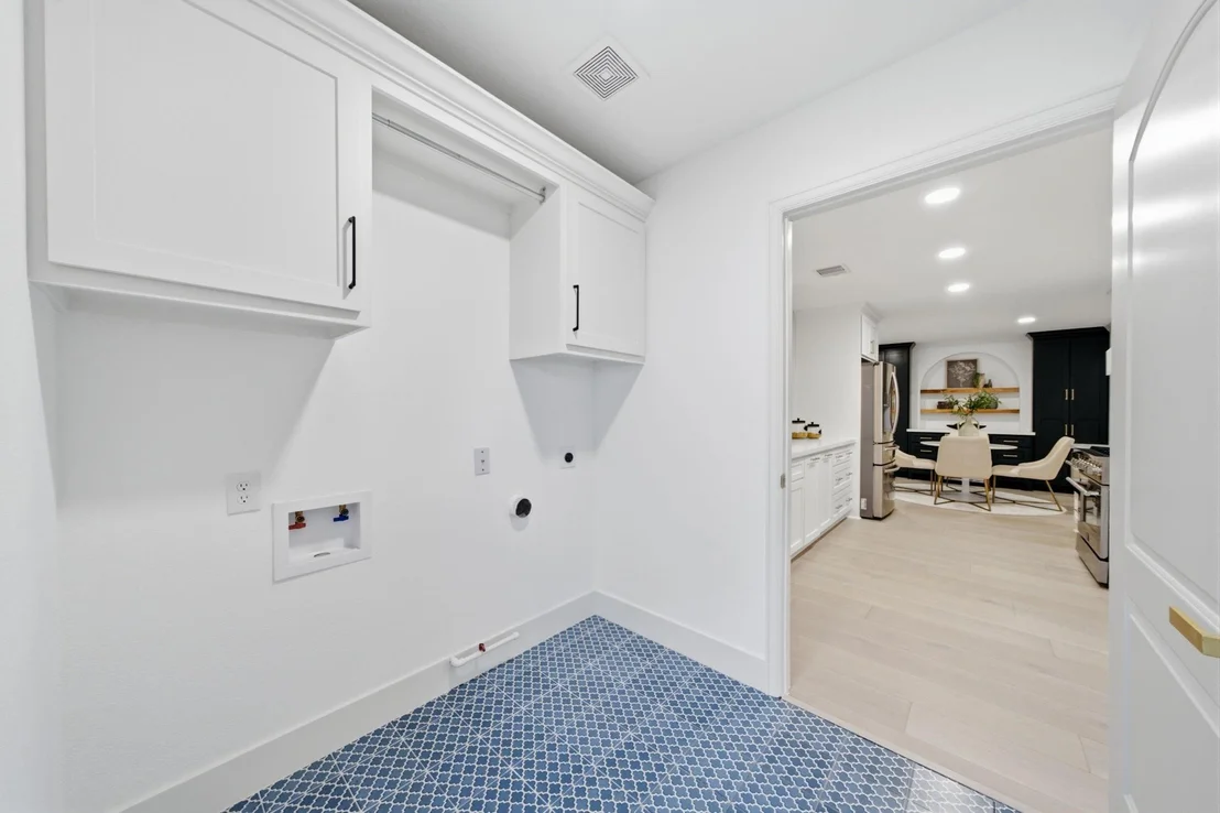Photo of 10714 Cranbrook Road