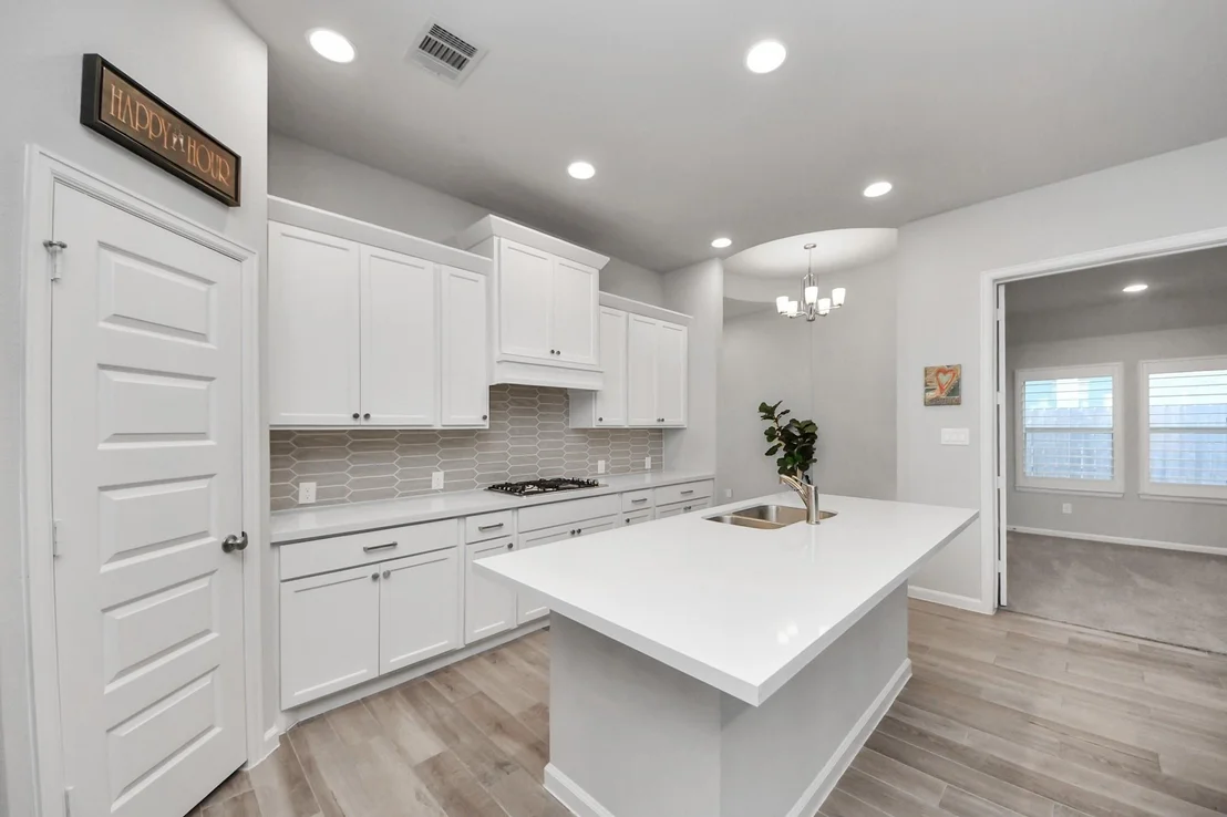 Photo of 9735 Satsuma Path