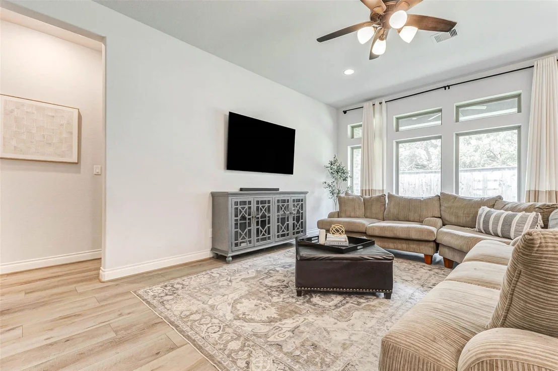 Photo of 1618 Hackberry Heights Drive