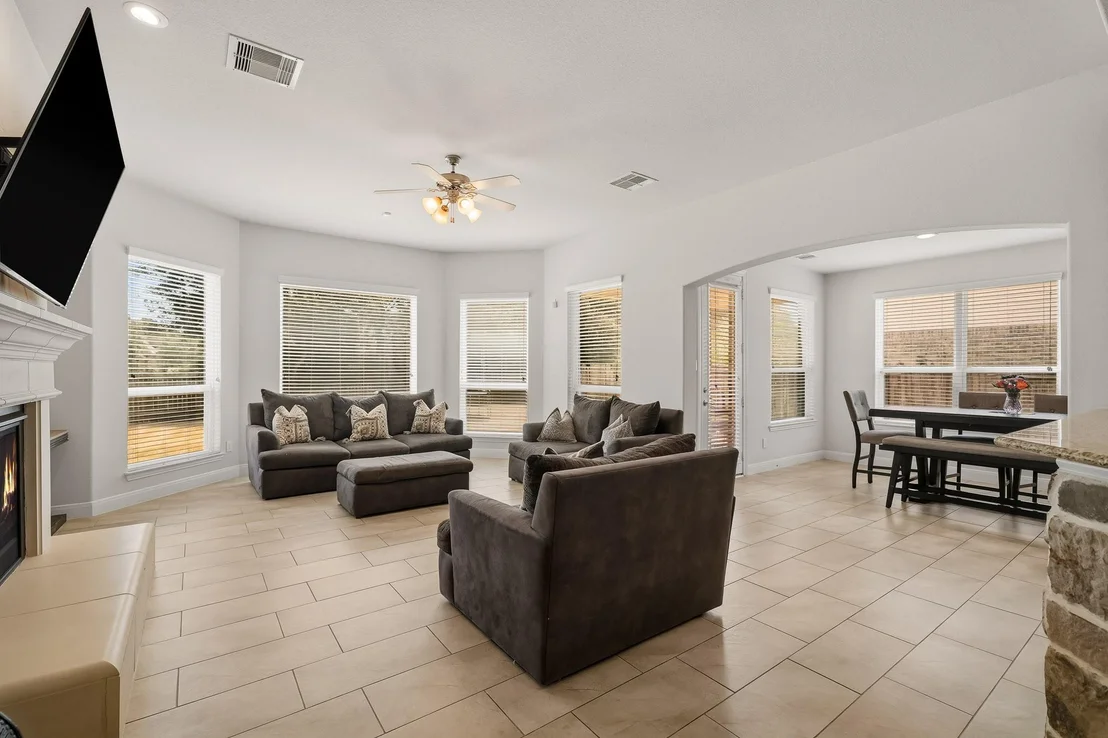 Photo of 3396 Wooded Lane
