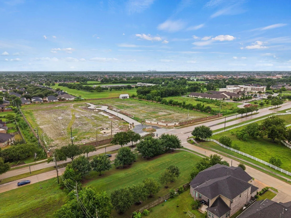 Photo of 7006 Meadowview Estates Court