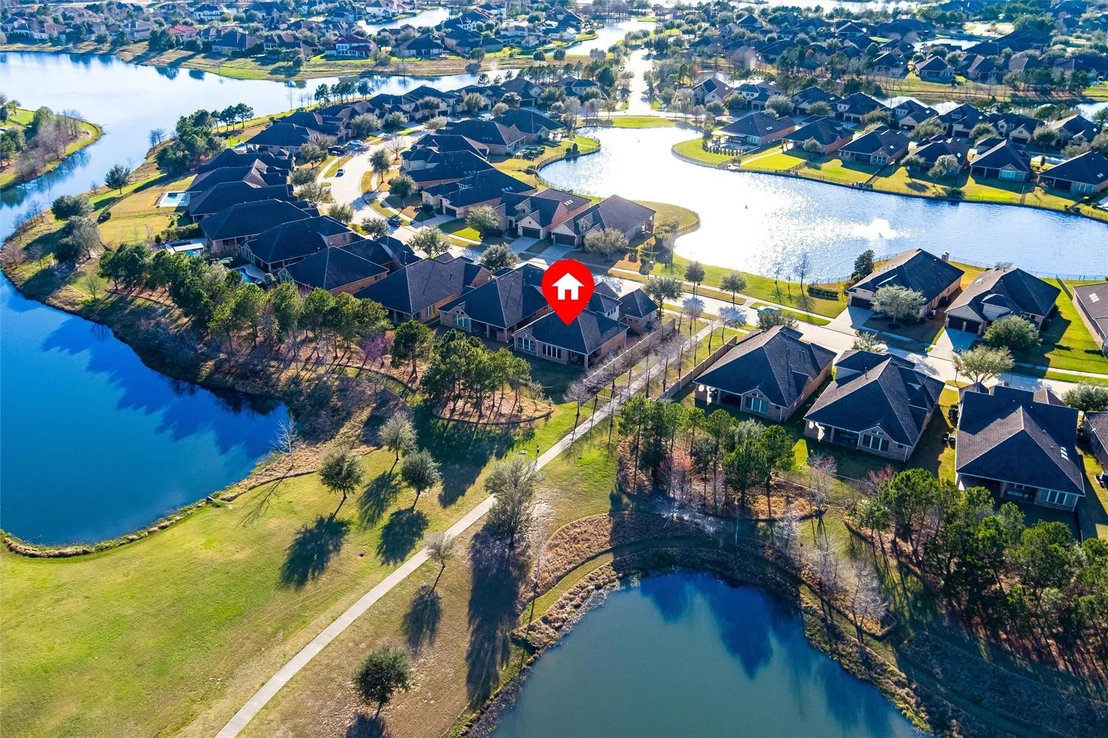 Photo of 119 Lake View Loop