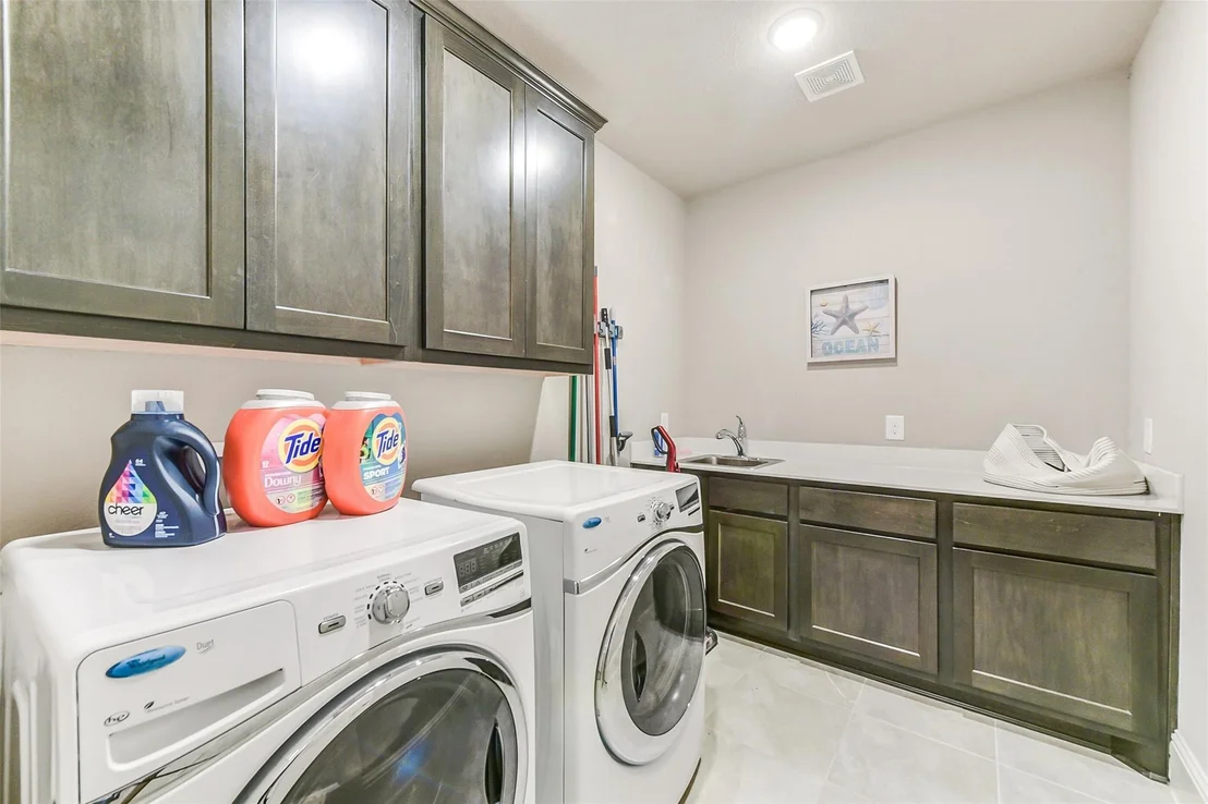 Photo of 7 Yellowstar Court
