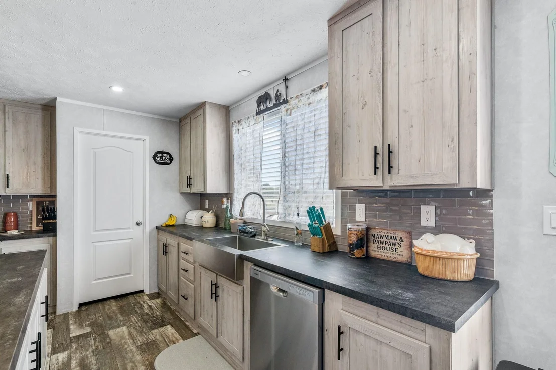 Photo of 12128 County Road 1