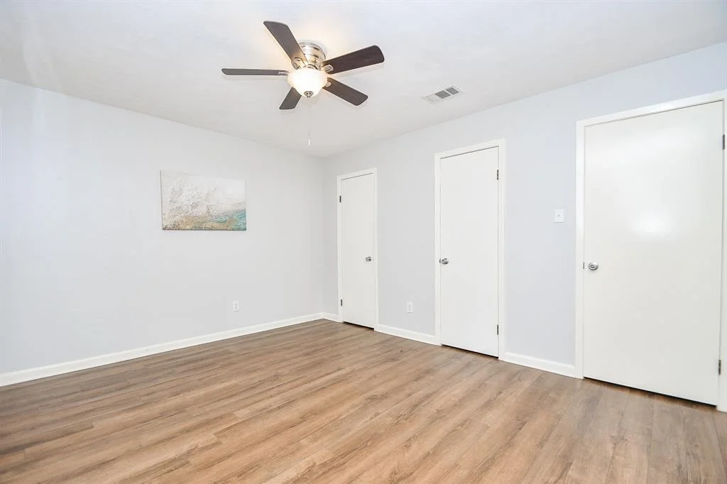 Photo of 935 Western Hills Drive