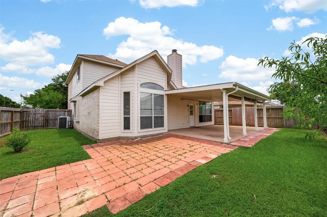 Photo of 6027 Dunsley Drive