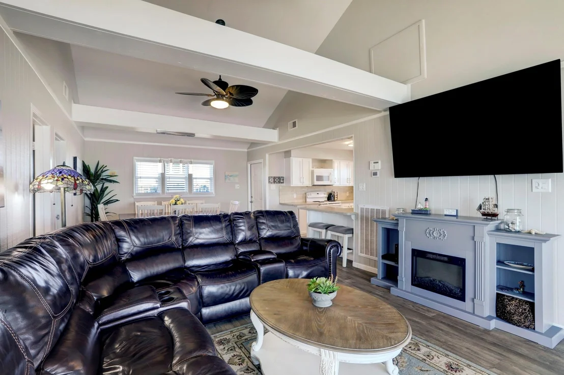 Photo of 814 Beach Drive