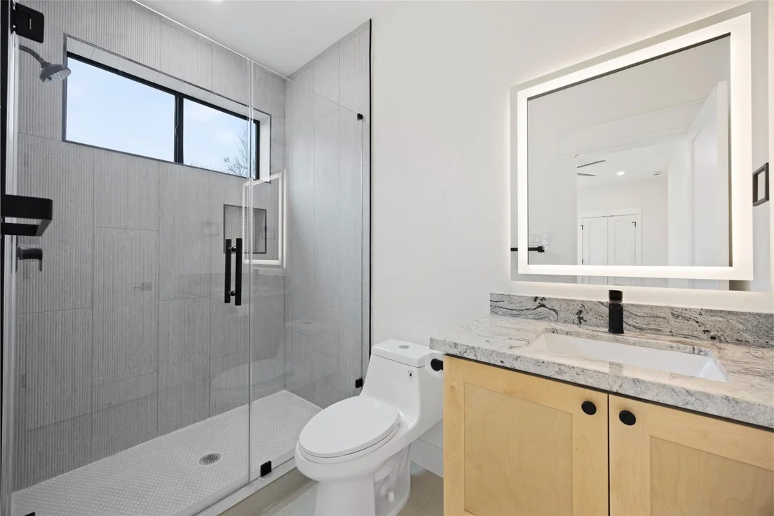 Photo of 6328 Sidney Street