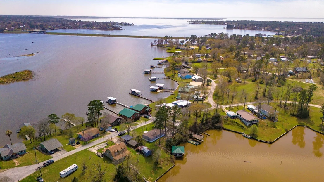 Photo of 1281 Creeklake Drive