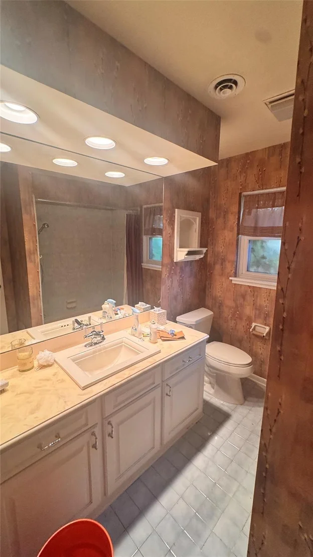 Photo of 2027 Chantilly Lane