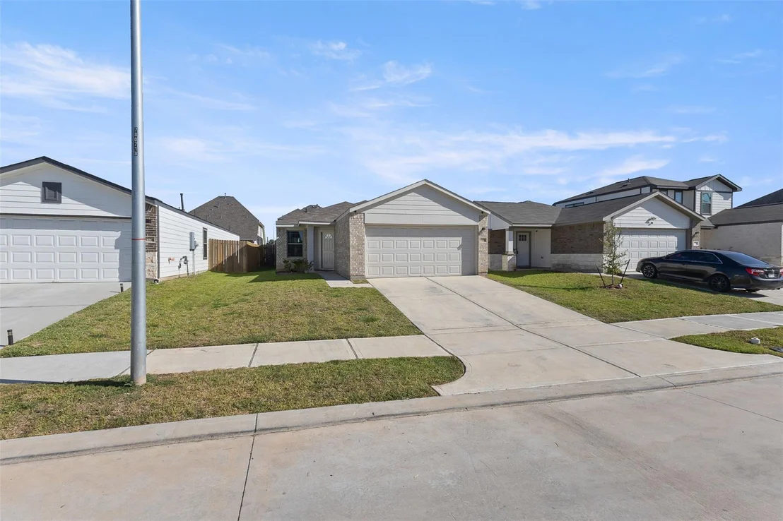 Photo of 5307 Basquiat Drive