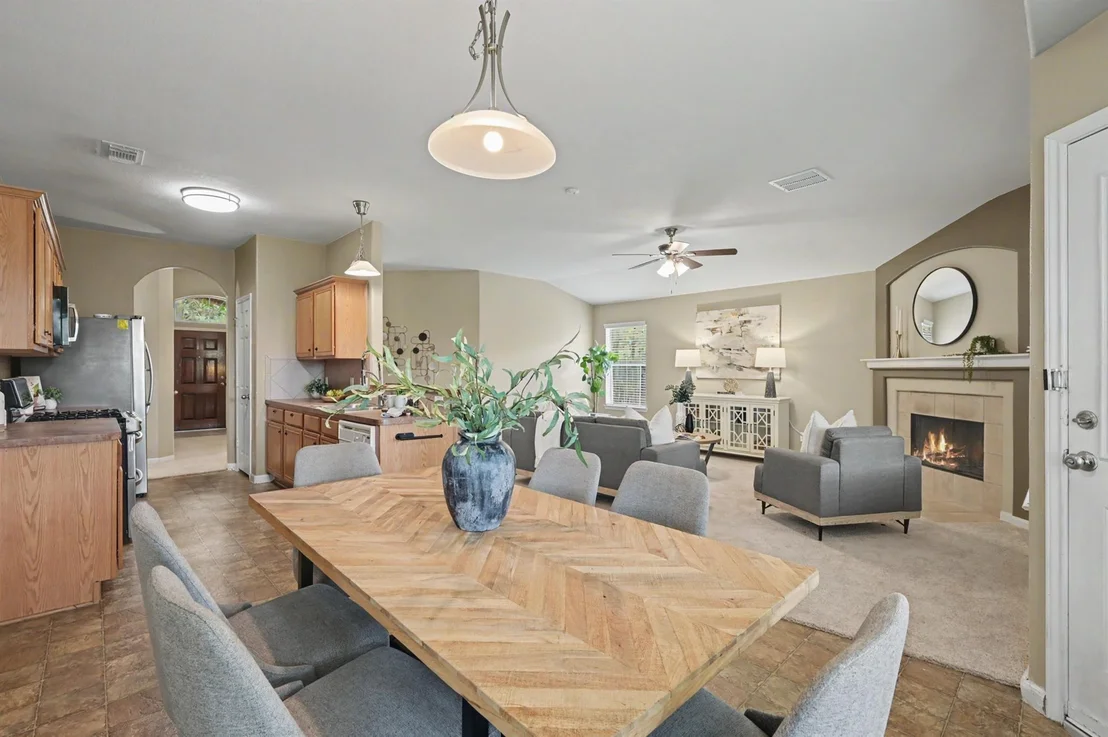 Photo of 25203 Spring Iris Lane