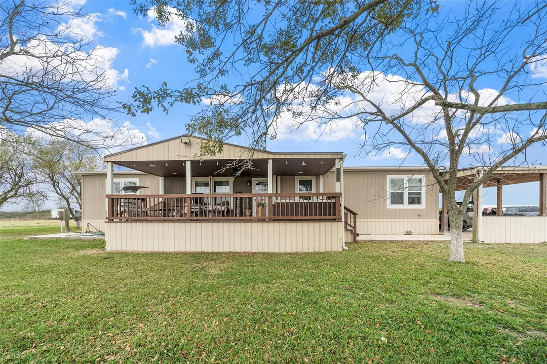 Photo of 1722 County Road 248
