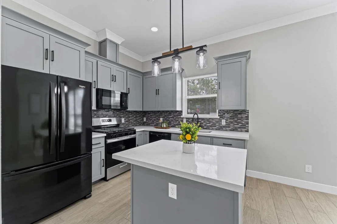 Photo of 2456 Walcott Lane