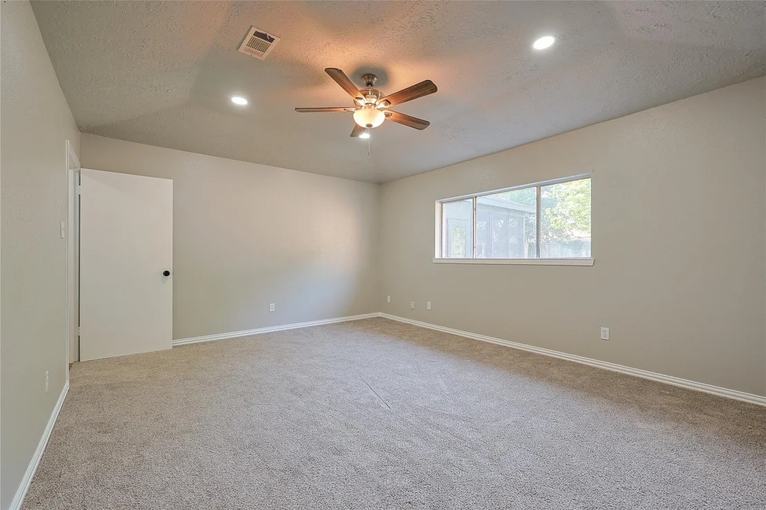 Photo of 6208 Silver Leaf Drive