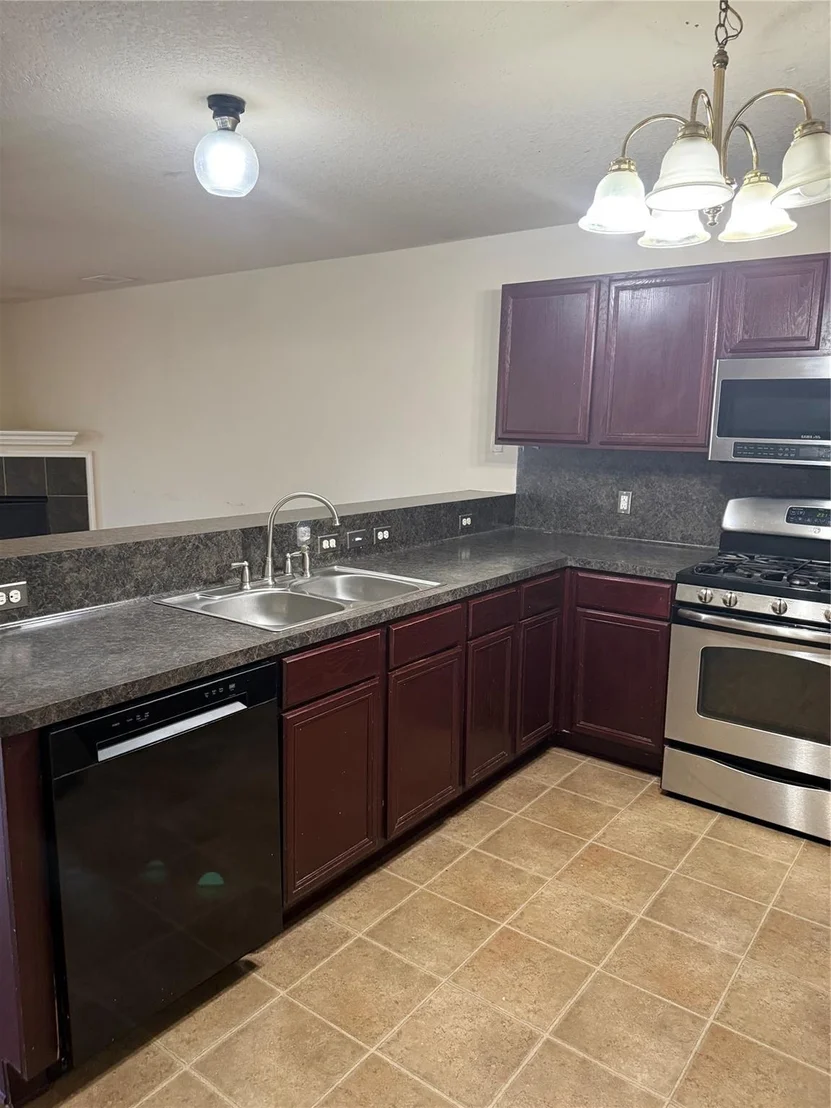 Photo of 1330 Reedpoint Drive