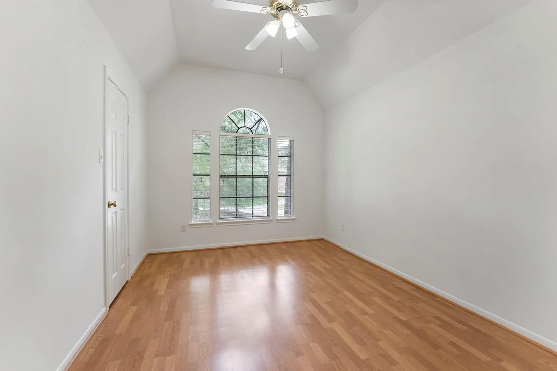 Photo of 70 Amberglow Court
