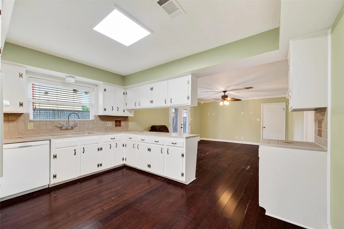 Photo of 5411 Spellman Road