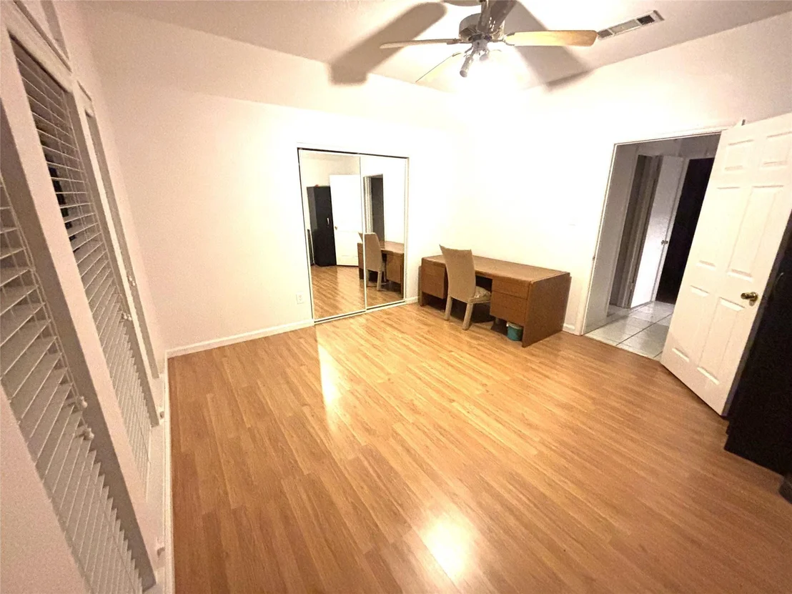 Photo of 9927 Glenkirk Drive