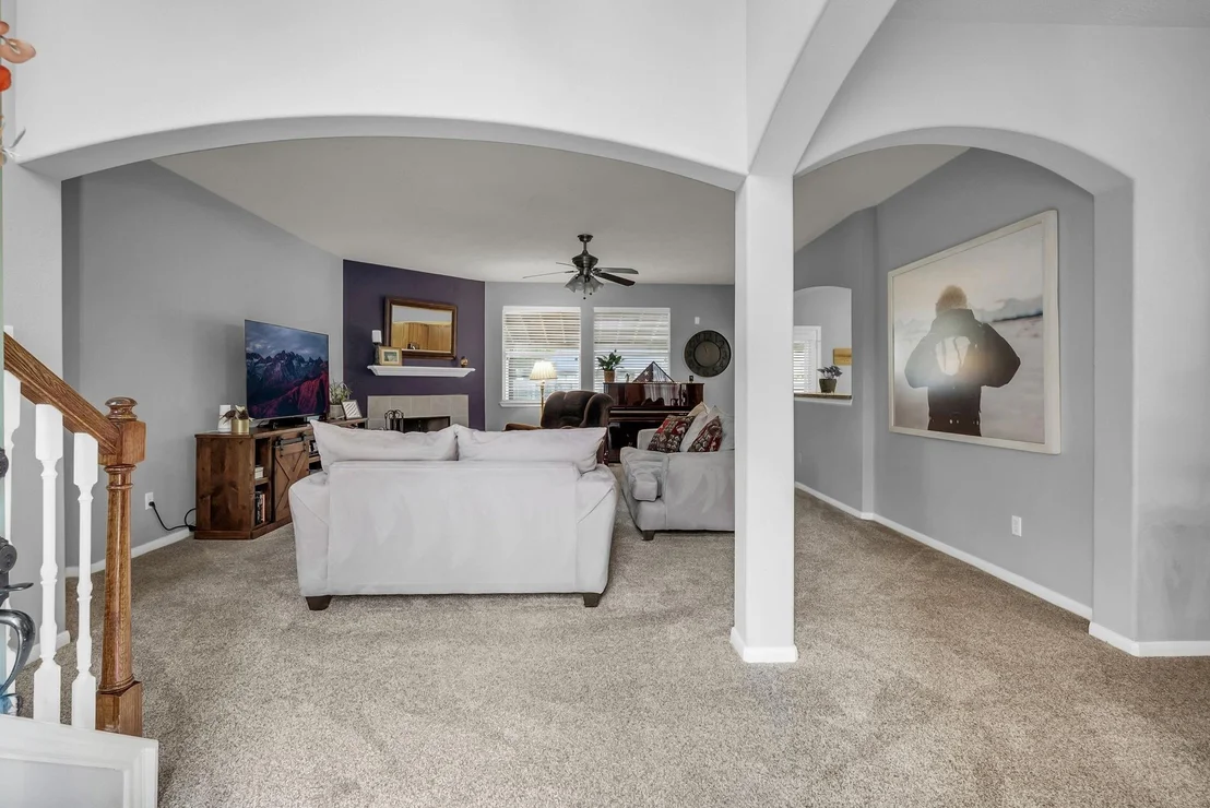 Photo of 6910 Grant Drive