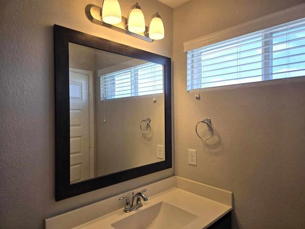 Photo of 18202 Swallow Springs Way