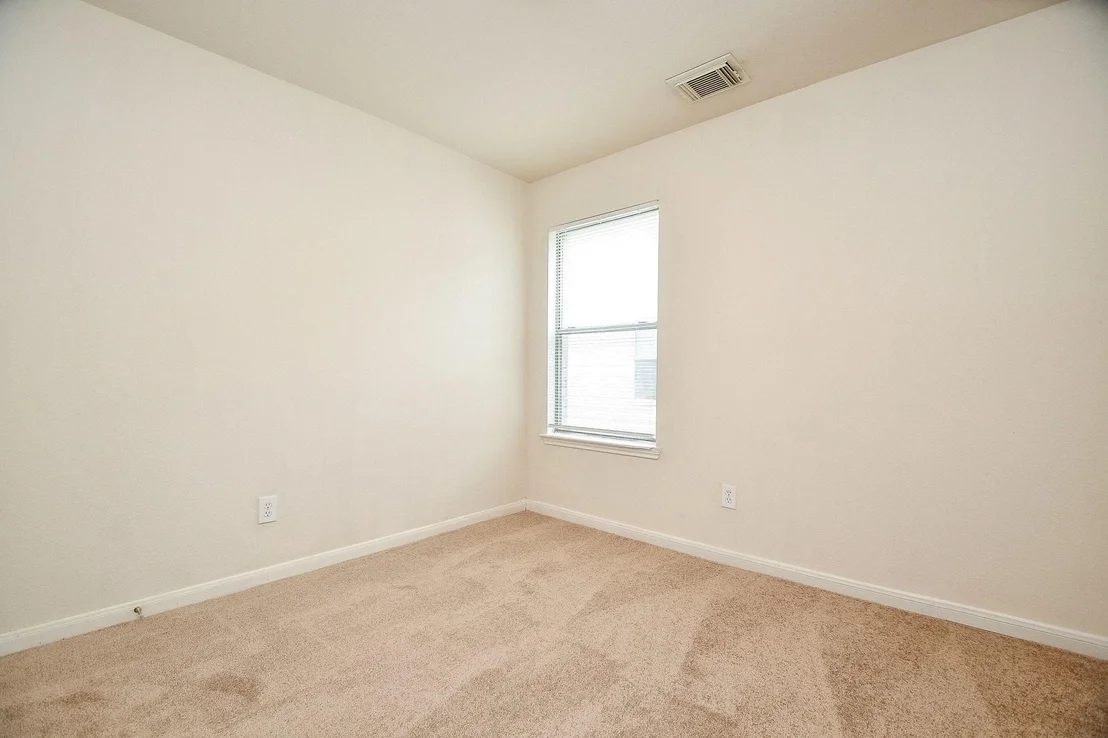 Photo of 29530 Legends Glen Drive